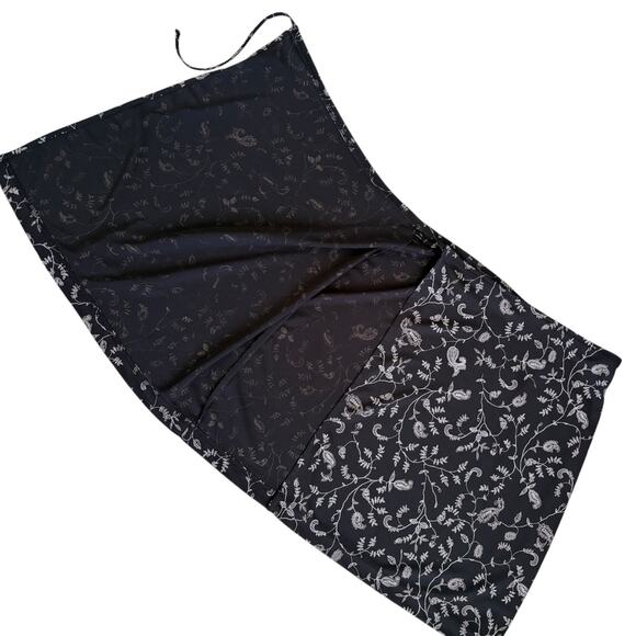 Merona Paisley Floral Wrap Skirt S Boho Minimalist Grunge Retro Black White - Picture 5 of 6